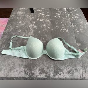 Victoria Secret PINK Wear Everywhere Push-up 36DD